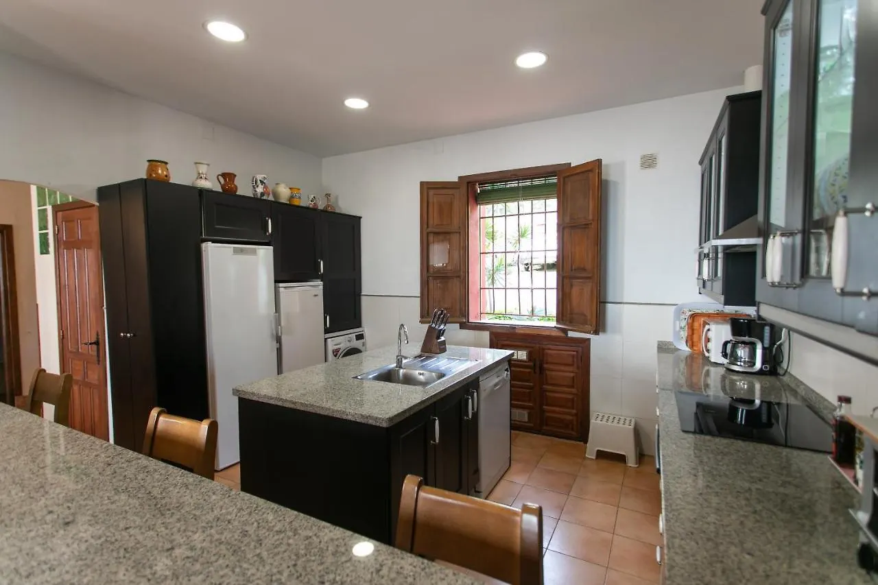 Villa Casa Cuartel El Velero à Nerja 0*,  Espagne